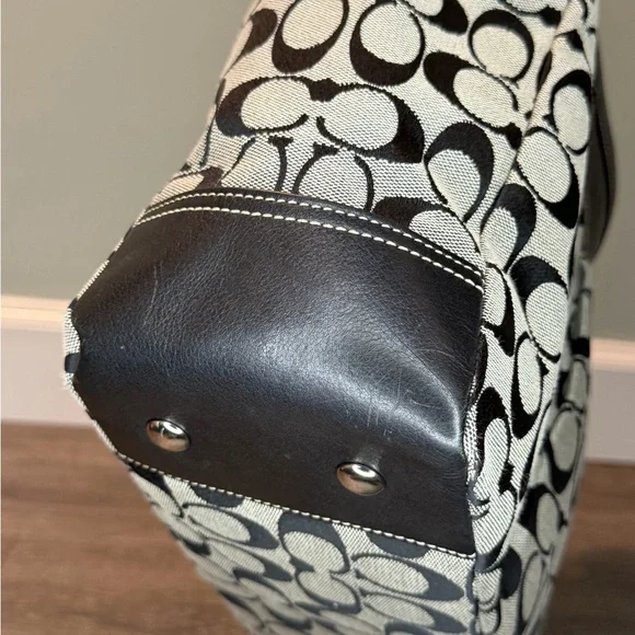 Coach Signature Black and Gray Tote - Picture 15 of 16